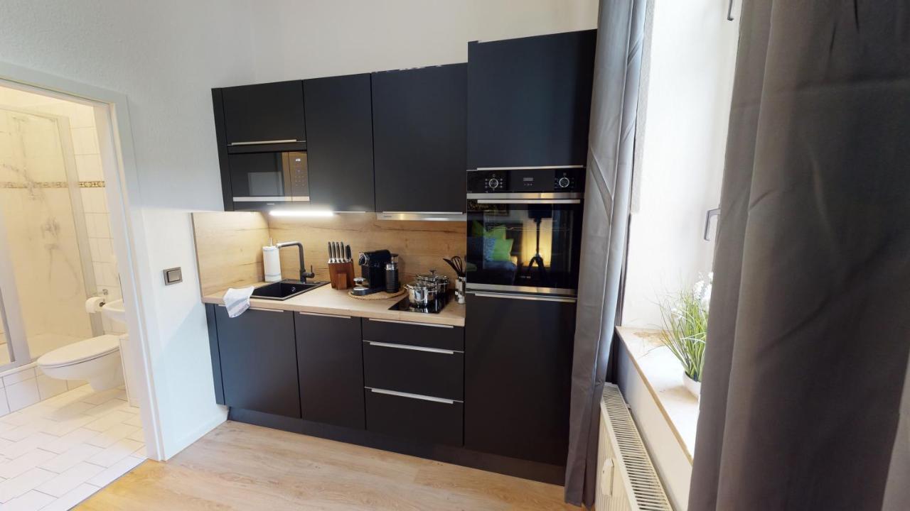 Sweethome - Zentral - Kueche & Parkplatz, Wifi Halle  Εξωτερικό φωτογραφία