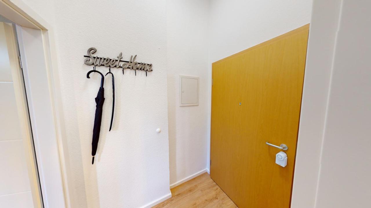 Sweethome - Zentral - Kueche & Parkplatz, Wifi Halle  Εξωτερικό φωτογραφία