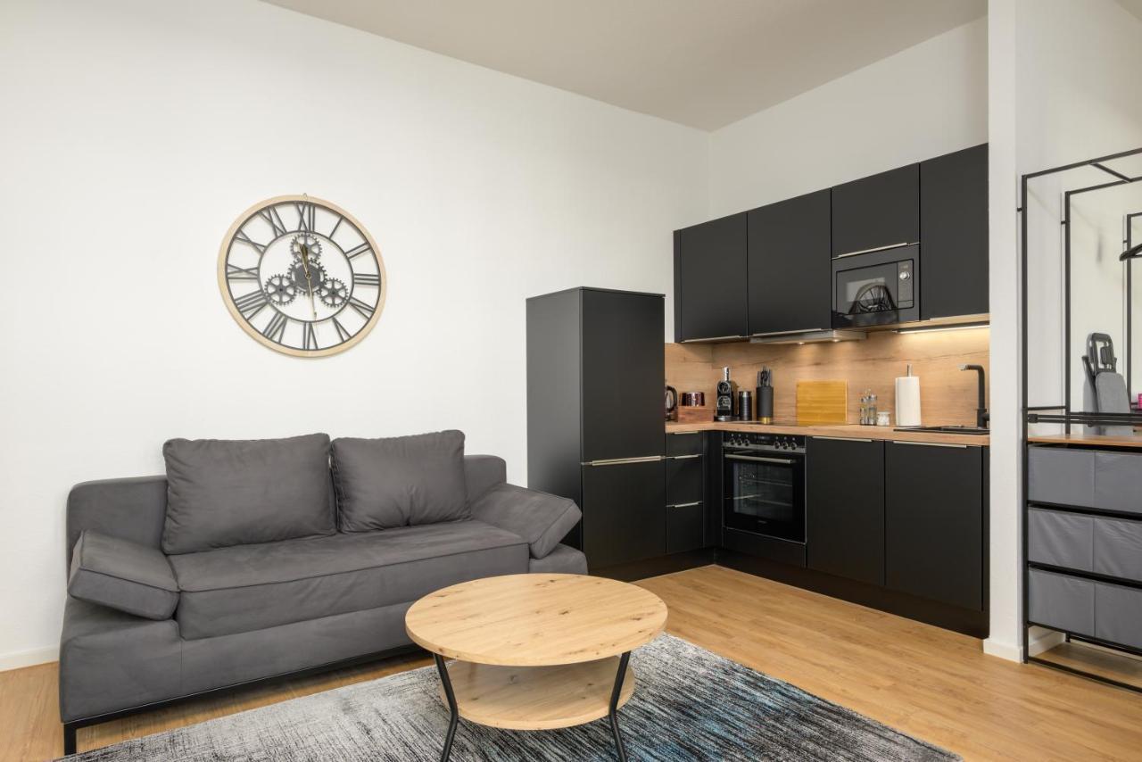 Sweethome - Zentral - Kueche & Parkplatz, Wifi Halle  Εξωτερικό φωτογραφία