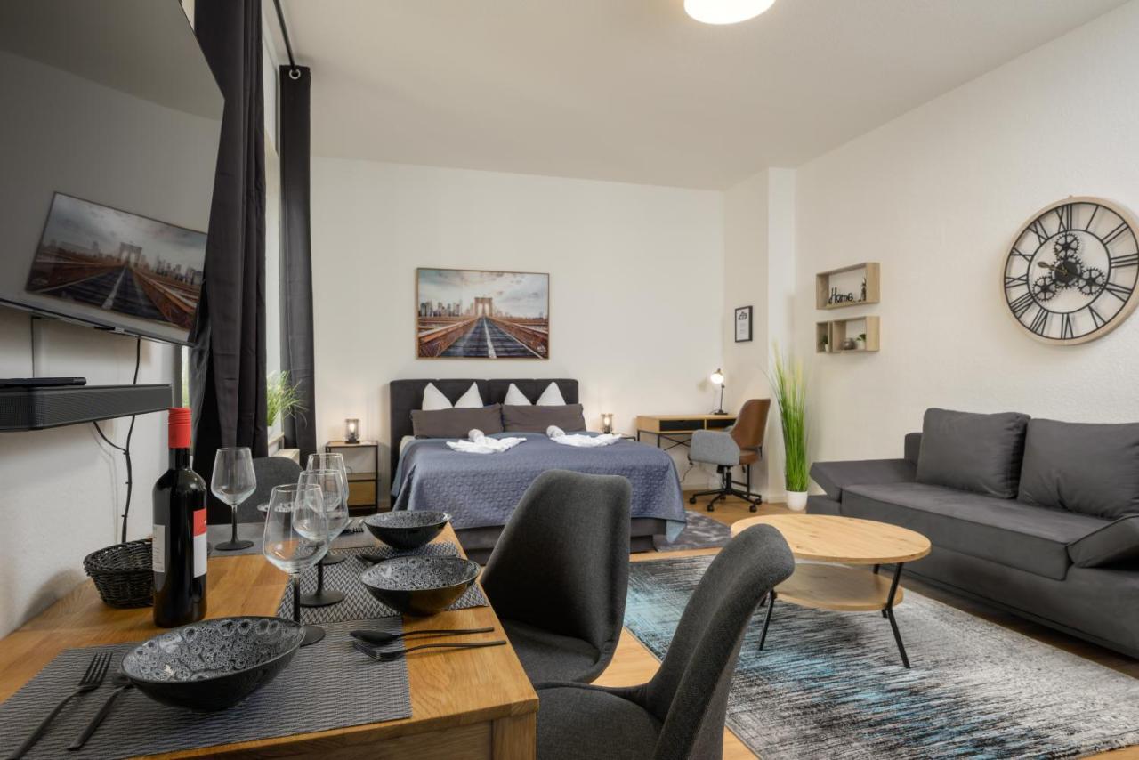 Sweethome - Zentral - Kueche & Parkplatz, Wifi Halle  Εξωτερικό φωτογραφία