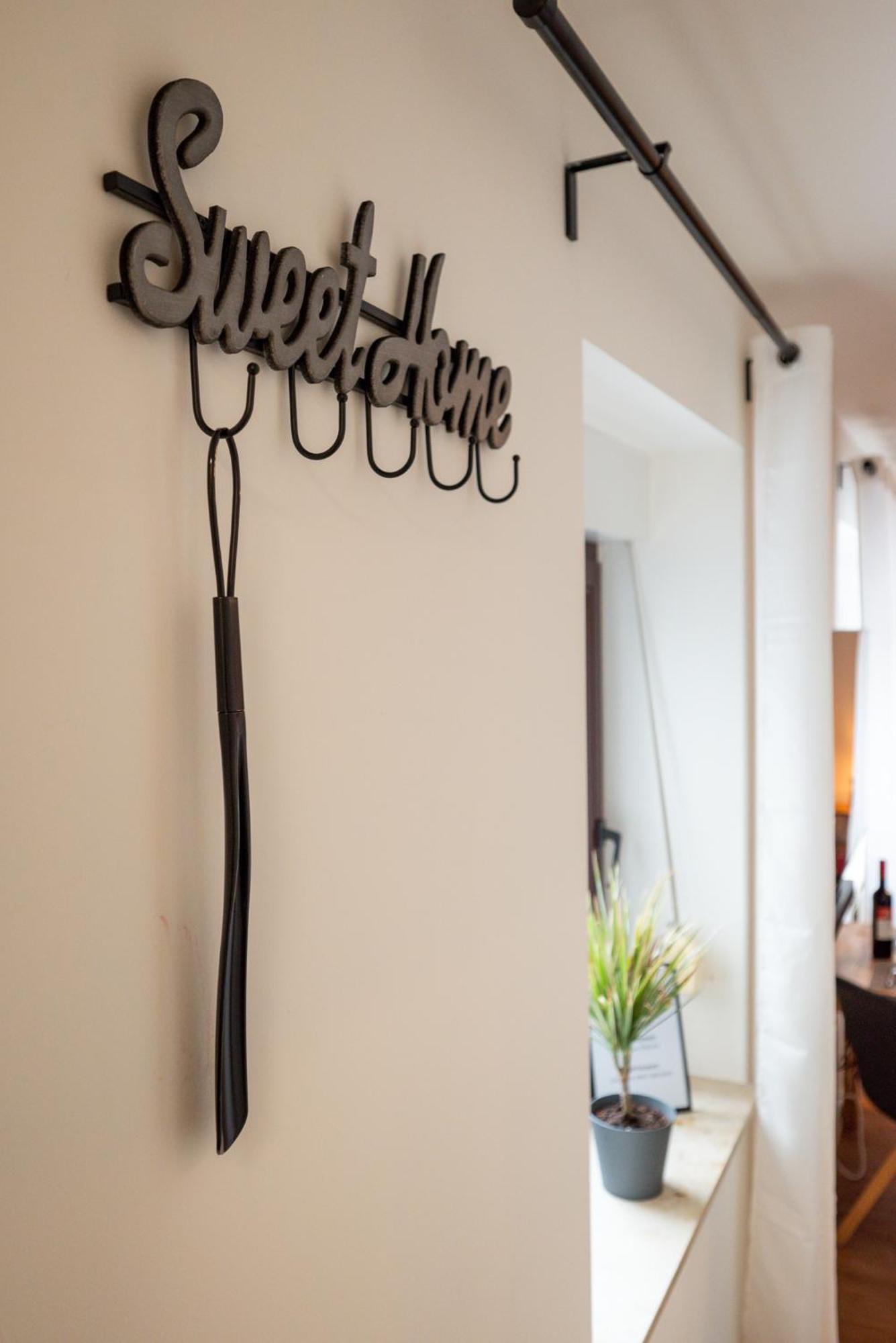 Sweethome - Zentral - Kueche & Parkplatz, Wifi Halle  Εξωτερικό φωτογραφία