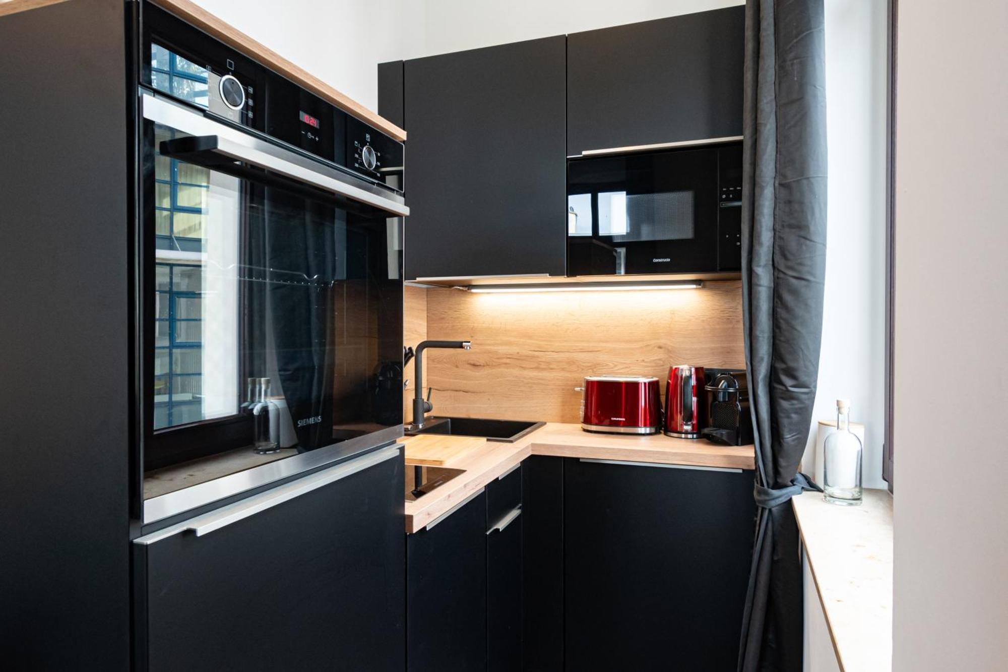 Sweethome - Zentral - Kueche & Parkplatz, Wifi Halle  Εξωτερικό φωτογραφία